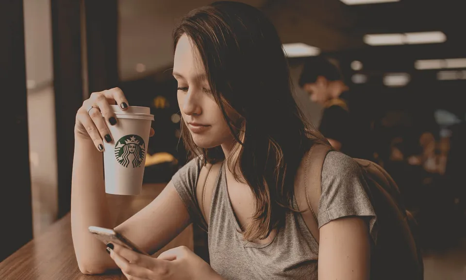 Clicks and Mortar: Marketing for Omnichannel Retail