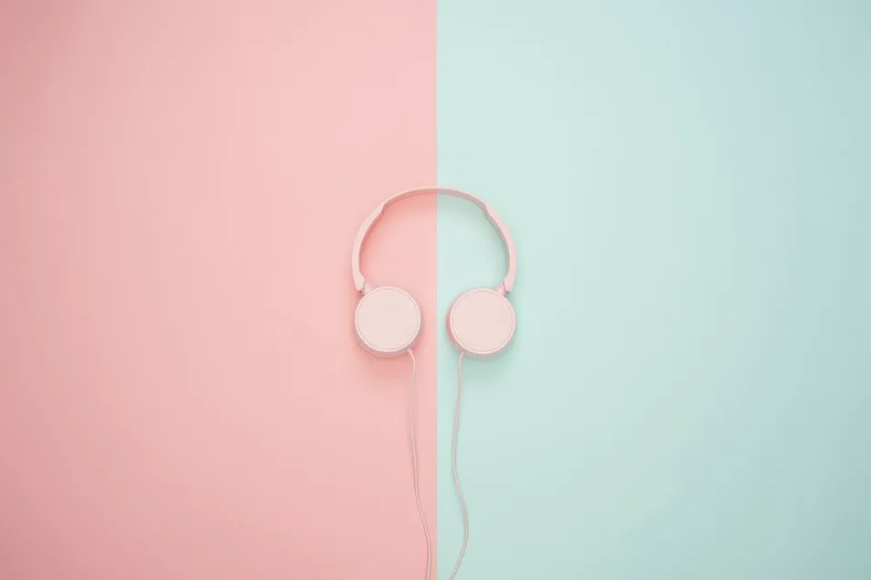 How Ecommerce Merchants can Increase Engagement with Podcasts